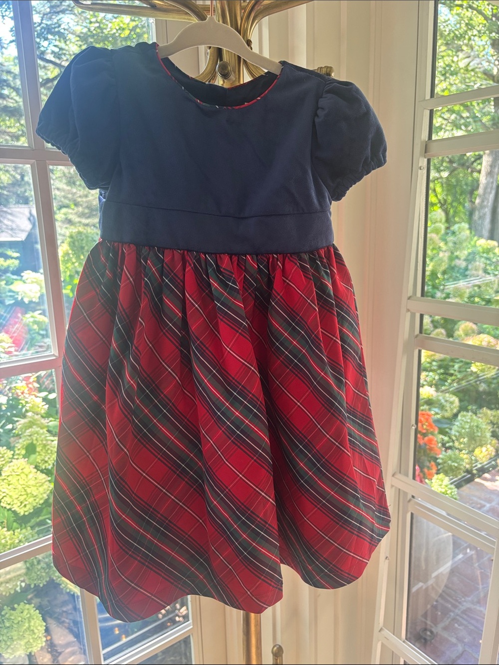 Max Studio perfect Christmas Dress for girls - worn only once!